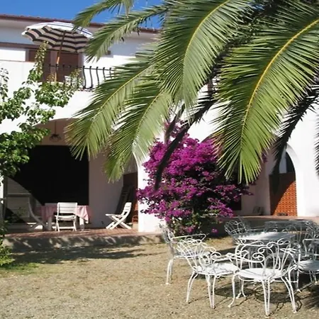 Due Golfi Apartament *