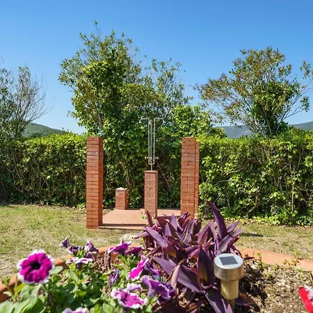Apartment Due Golfi