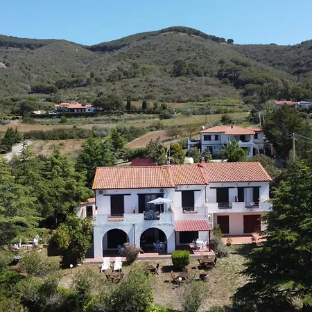 Due Golfi Apartament